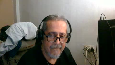 Snapshot of neron401 chatting on 05.05.26 neron401 online show from 05.05.26