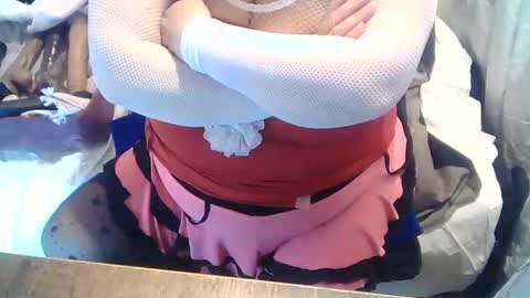 Snapshot of neslihan35 chatting on 12.28.24 neslihan online show from 12.28.24