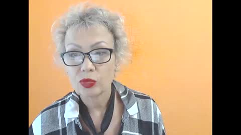 Snapshot of nessyjenixs chatting on 09.25.25 NessyJenixs online show from 09.25.25