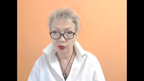 NessyJenixs online show from 11.16.25