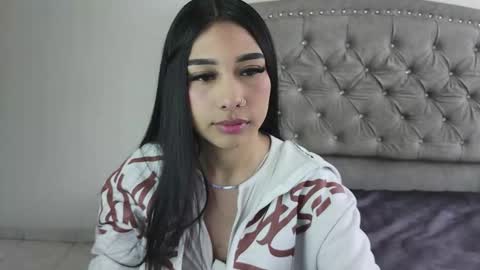 nesuko_kamado online show from 10.19.25