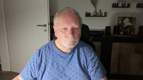 Snapshot of nettermann1968 chatting on 10.23.25 nettermann1968 online show from 10.23.25