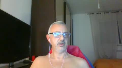Snapshot of nevenerabis chatting on 12.08.24 nevenerabis online show from 12.08.24