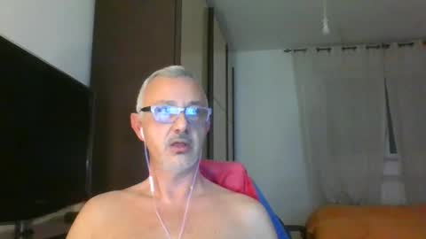 Snapshot of nevenerabis chatting on 12.09.24 nevenerabis online show from 12.09.24