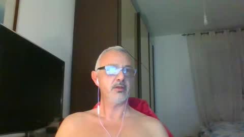 Snapshot of nevenerabis chatting on 01.18.25 nevenerabis online show from 01.18.25