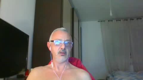 Snapshot of nevenerabis chatting on 01.18.25 nevenerabis online show from 01.18.25