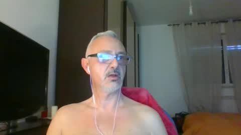 Snapshot of nevenerabis chatting on 02.24.25 nevenerabis online show from 02.24.25