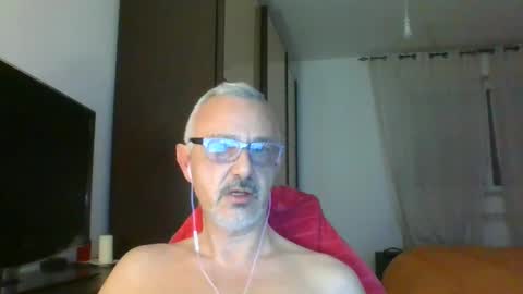 Snapshot of nevenerabis chatting on 03.04.25 nevenerabis online show from 03.04.25