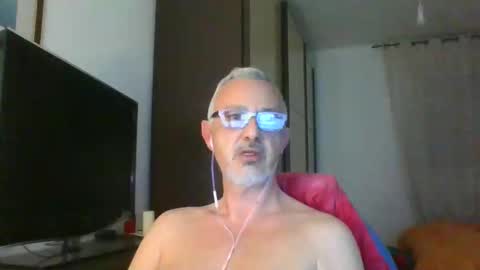 Snapshot of nevenerabis chatting on 03.11.25 nevenerabis online show from 03.11.25
