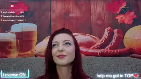 Snapshot of new_kessie chatting on 09.26.25 New Kessie online show from 09.26.25