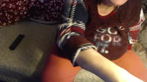 Snapshot of new_milf chatting on 05.07.26 Lilly online show from 05.07.26