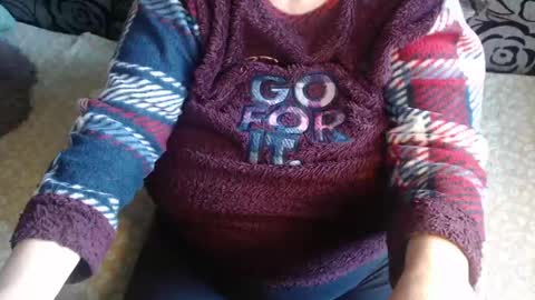 Snapshot of new_milf chatting on 05.18.26 Lilly online show from 05.18.26