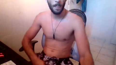 Snapshot of newt_easy chatting on 05.21.26 Lucena BR online show from 05.21.26