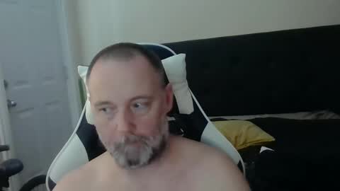 Snapshot of newvvorld chatting on 12.02.24 NewWorld online show from 12.02.24