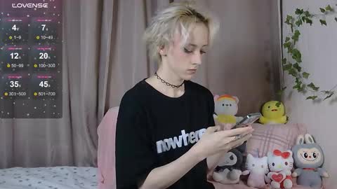 NextVibe1 online show from 11.25.25