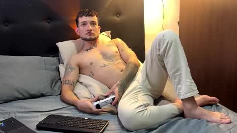 Snapshot of neythancopper chatting on 01.07.26 neythancopper online show from 01.07.26