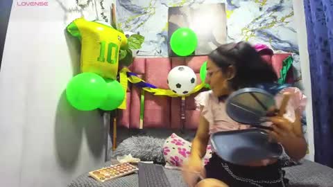 Snapshot of nezukoks chatting on 06.26.26 nezukoks online show from 06.26.26