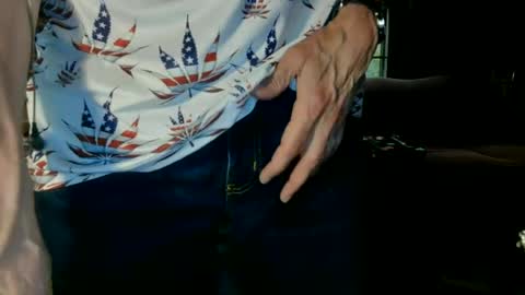 Snapshot of nfgwholoves2cum chatting on 07.04.26 NFG Nice Friendly Guy Dick online show from 07.04.26