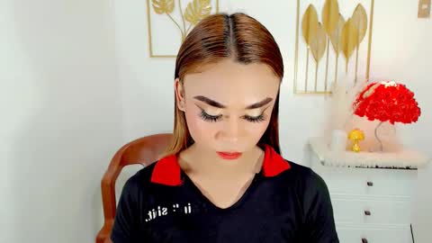 hottie nicole online show from 02.21.25