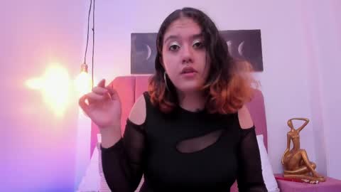 Snapshot of nia_stark chatting on 04.30.26 Estefani online show from 04.30.26