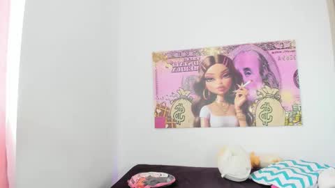 Snapshot of nianoretti chatting on 10.30.25 Nia online show from 10.30.25