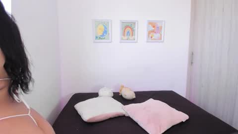 Snapshot of nianoretti chatting on 01.17.26 Nia online show from 01.17.26