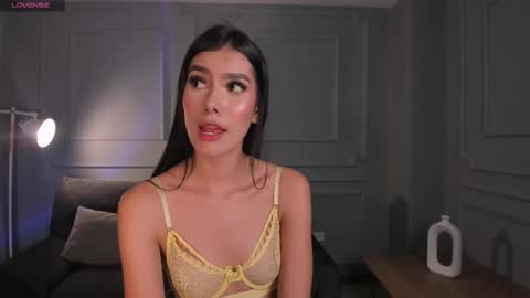 Call me Nia  online show from 03.07.25