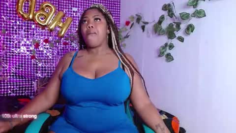 Snapshot of niawk_ chatting on 12.14.25 Niawk online show from 12.14.25