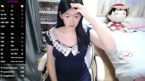 Snapshot of nice_belle chatting on 01.12.25 Belle online show from 01.12.25