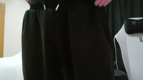 Snapshot of nice_dicknballs chatting on 04.27.26 nice_dicknballs online show from 04.27.26