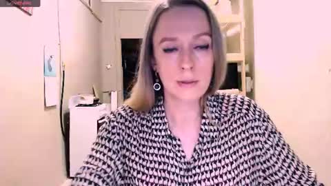 Snapshot of nicekat chatting on 07.17.26 Kathrine online show from 07.17.26