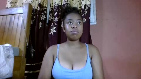 Snapshot of nicelly01 chatting on 05.02.26 nicelly01 online show from 05.02.26