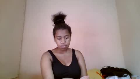 Snapshot of nicelly01 chatting on 05.16.26 nicelly01 online show from 05.16.26