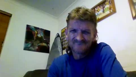 Snapshot of niceozziecockxxx chatting on 12.13.24 Sexiishaine online show from 12.13.24