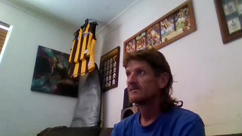 Snapshot of niceozziecockxxx chatting on 02.13.25 Sexiishaine online show from 02.13.25