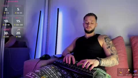 Nicholassx online show from 12.22.25