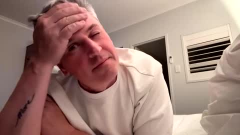 nick578320 online show from 11.12.25