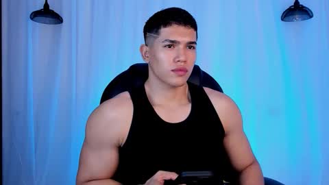 Snapshot of nick_fenix chatting on 04.19.26 nick fenix online show from 04.19.26