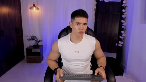 Snapshot of nick_fenix chatting on 04.29.26 nick fenix online show from 04.29.26