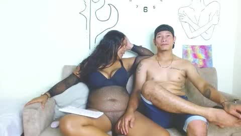 Snapshot of nick_scharle chatting on 11.12.25 scharle y Nick online show from 11.12.25