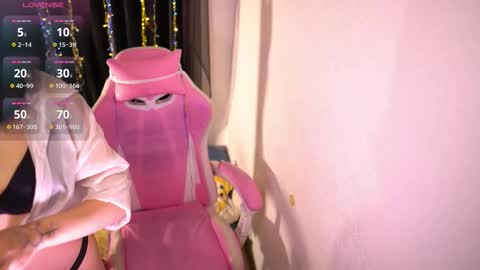 Snapshot of nickari_x chatting on 01.10.26 nickari_x online show from 01.10.26