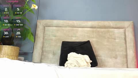 Your baby Nicol  online show from 02.18.26