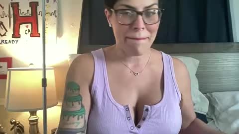 Snapshot of nickimarie01 chatting on 12.14.24 Nicki Marie online show from 12.14.24