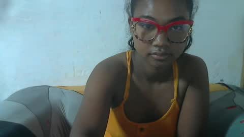 Snapshot of nickiqqyuu chatting on 06.12.26 nickiqqyuu online show from 06.12.26