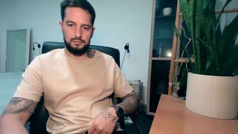 Nick maxx online show from 10.23.25