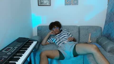Nickolas Muoz online show from 01.13.25