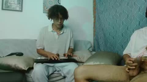 Nickolas Muoz online show from 02.05.25
