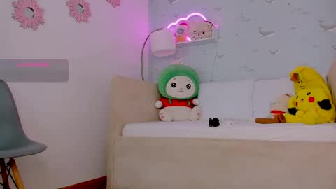 Snapshot of nicksantos_ chatting on 01.17.25 Nicolas online show from 01.17.25