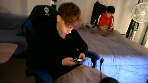 Snapshot of nickvox_ chatting on 06.23.26 nickvox_ online show from 06.23.26
