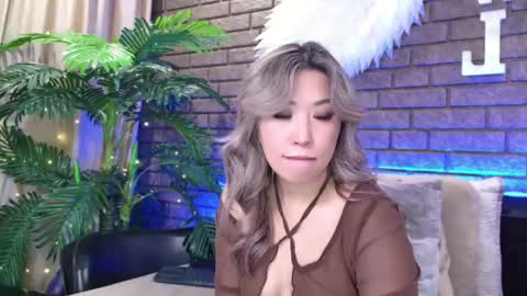 Today is my 41st birthday  And in 2 hours Im waiting for you on the stream Stock up on tokens and a good mood Nicky online show from 02.19.25